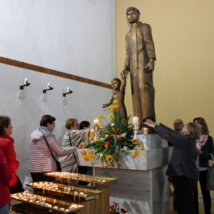 Članovi Kursilja i vlč. Andrija Vrane hodočastili k svetom Josipu